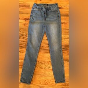 Judy Blue Skinny Blue Jeans